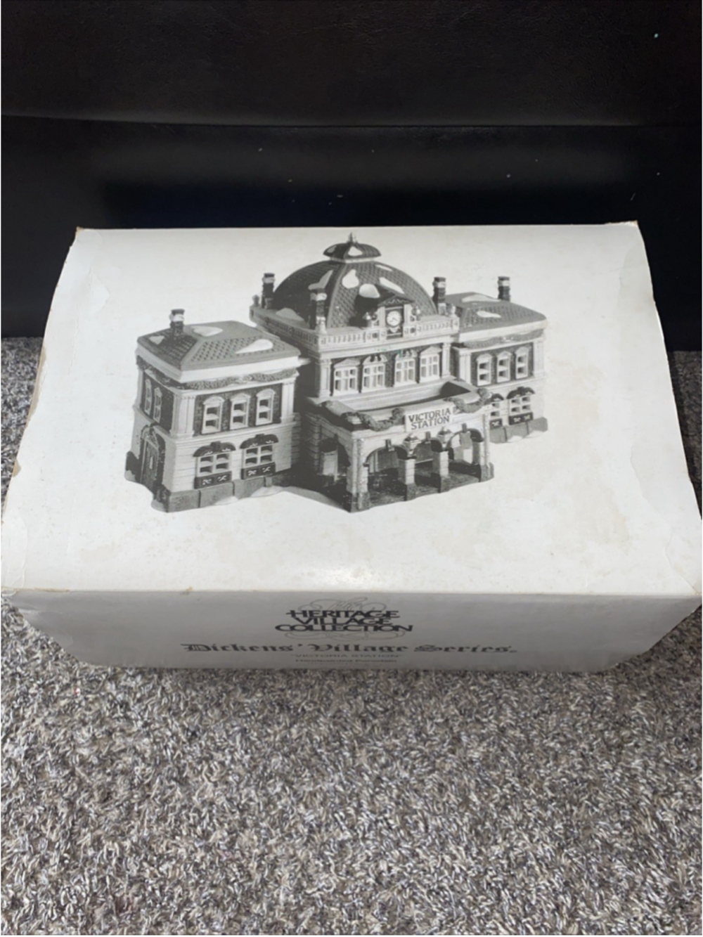 Department 56 Dickens Village "Victoria Station" w/Box #5574-3